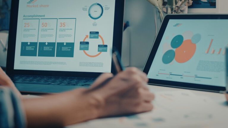 تحليل البيانات باستخدام AI